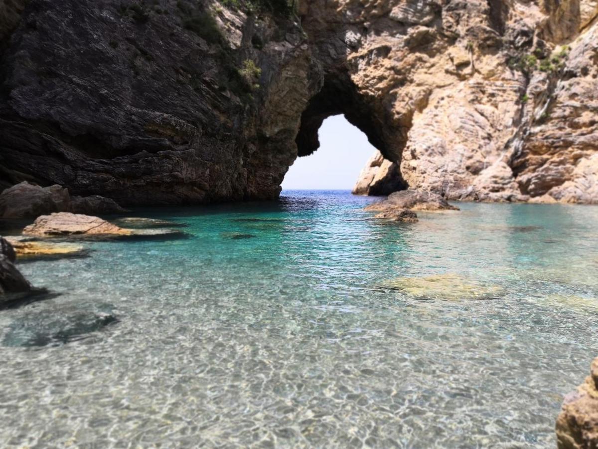 Zeytinada Pansiyon Ve Goezleme Guneykoy エクステリア 写真
